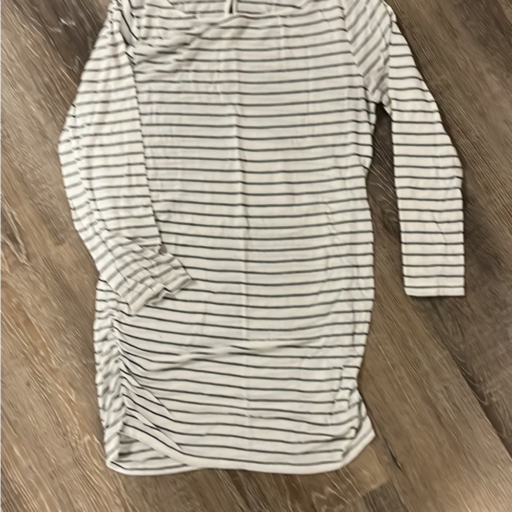 Maternity Sweaters - Picture 2 of 8